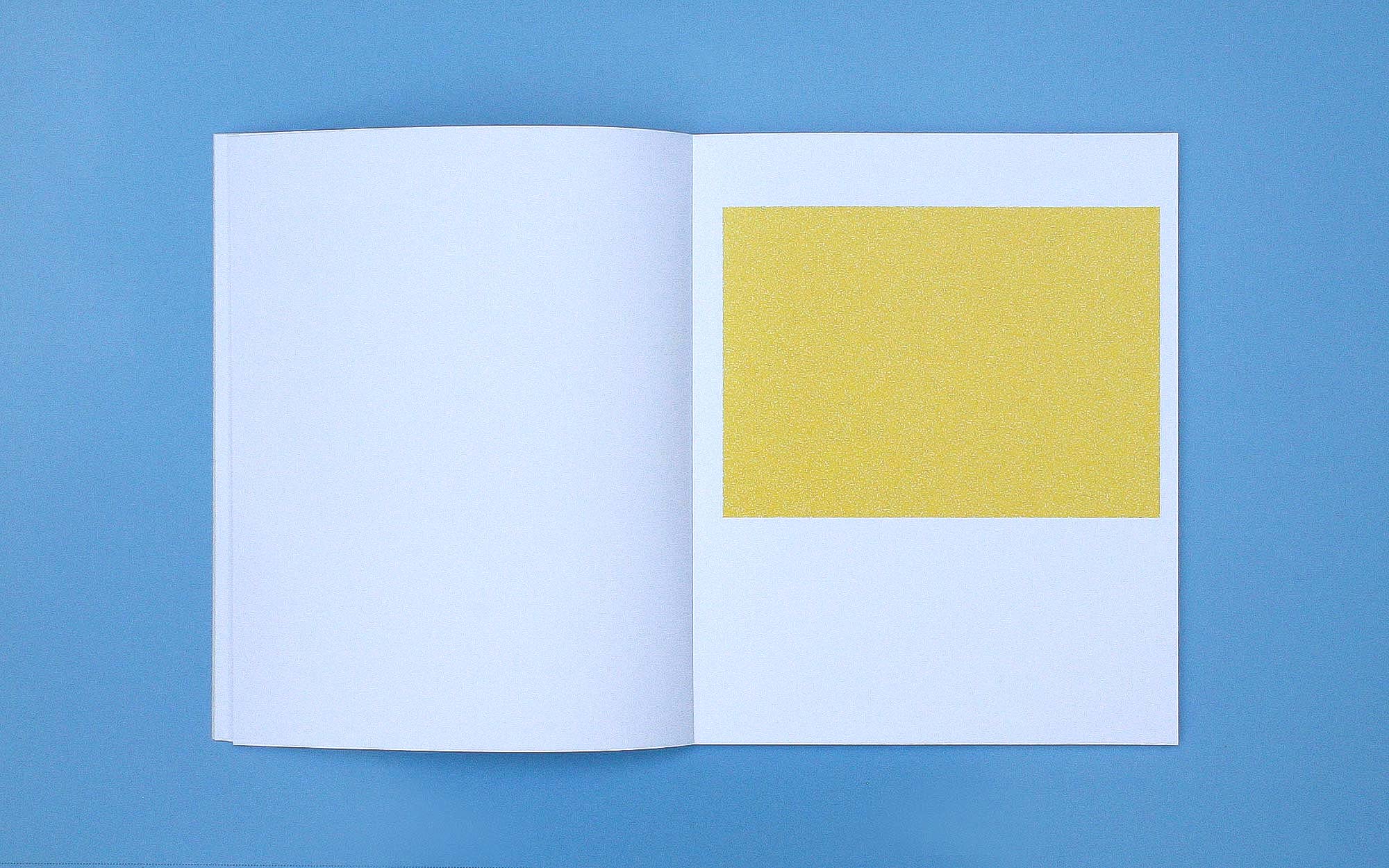 kristinawiesenborn-editorial-design-something-gray-buch-book-innen-yellow
